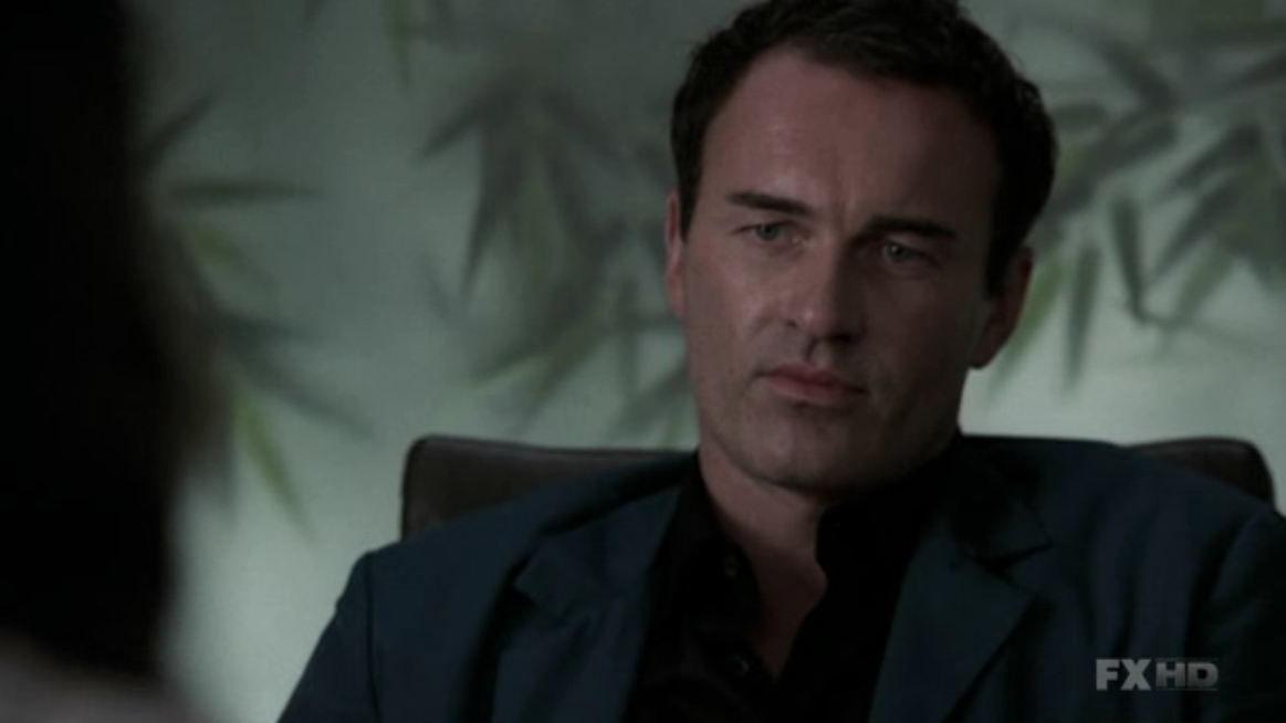 Charmed-Online-dot-NL-NipTuck5x13-0504.jpg
