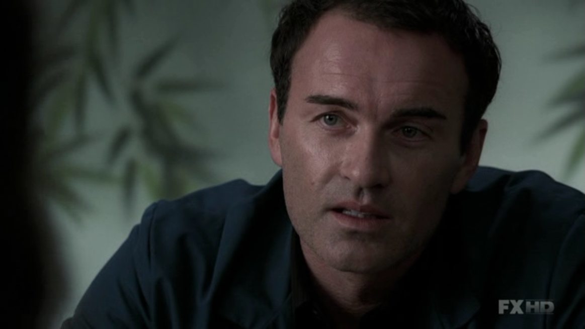 Charmed-Online-dot-NL-NipTuck5x13-0518.jpg