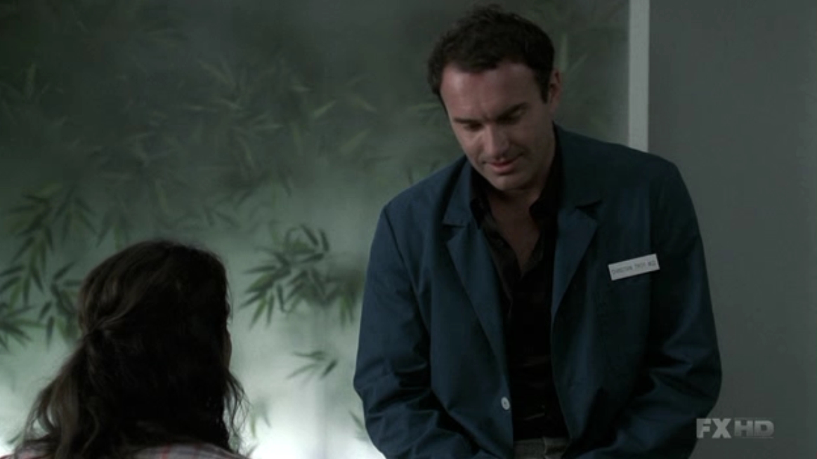Charmed-Online-dot-NL-NipTuck5x13-0774.jpg
