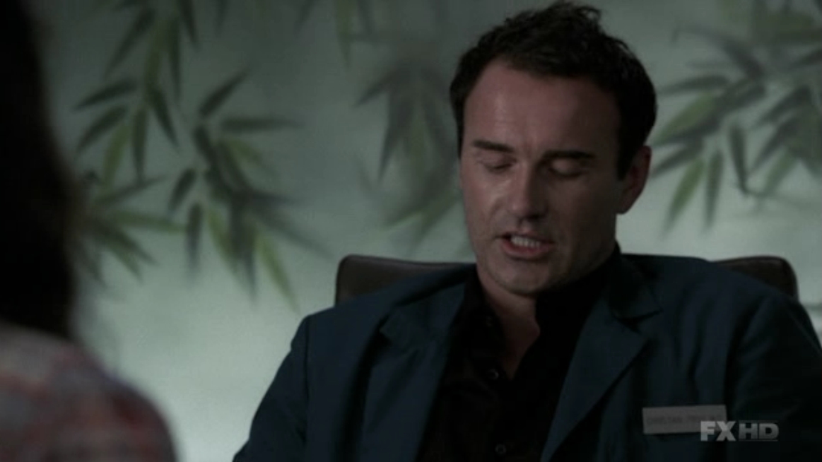 Charmed-Online-dot-NL-NipTuck5x13-0799.jpg