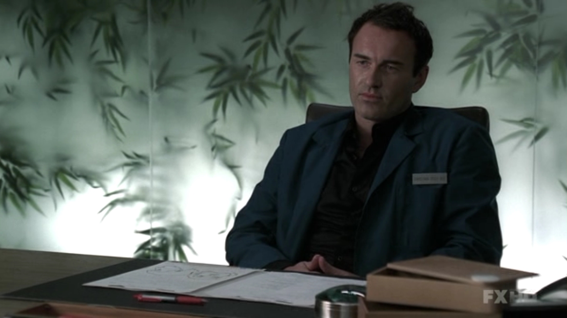 Charmed-Online-dot-NL-NipTuck5x13-0804.jpg