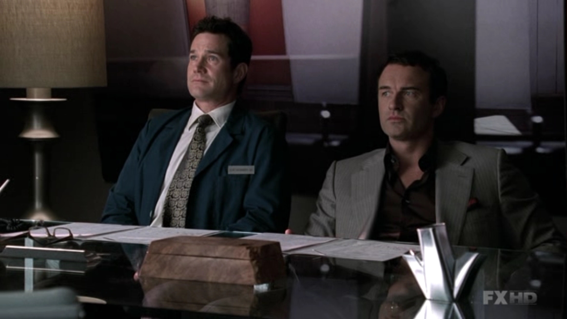 Charmed-Online-dot-NL-NipTuck5x14-0049.jpg