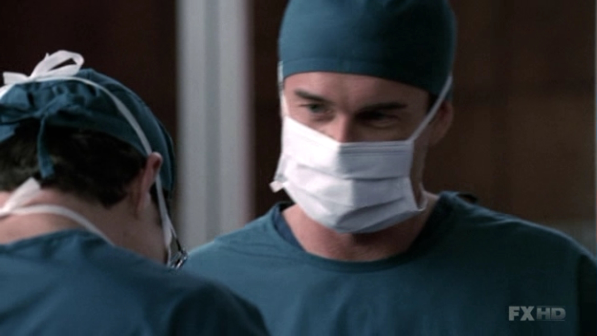 Charmed-Online-dot-NL-NipTuck5x14-0203.jpg
