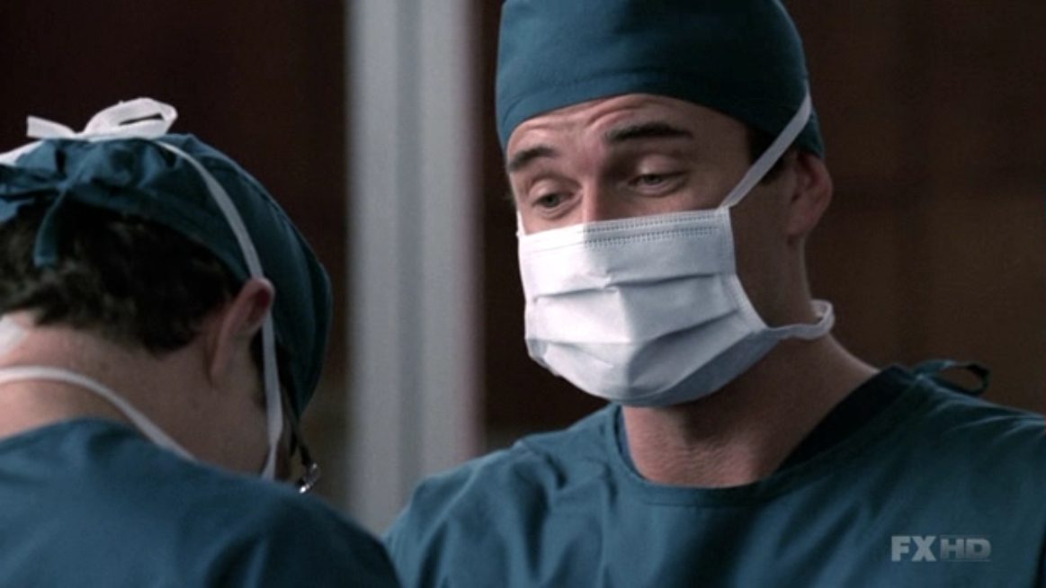 Charmed-Online-dot-NL-NipTuck5x14-0220.jpg