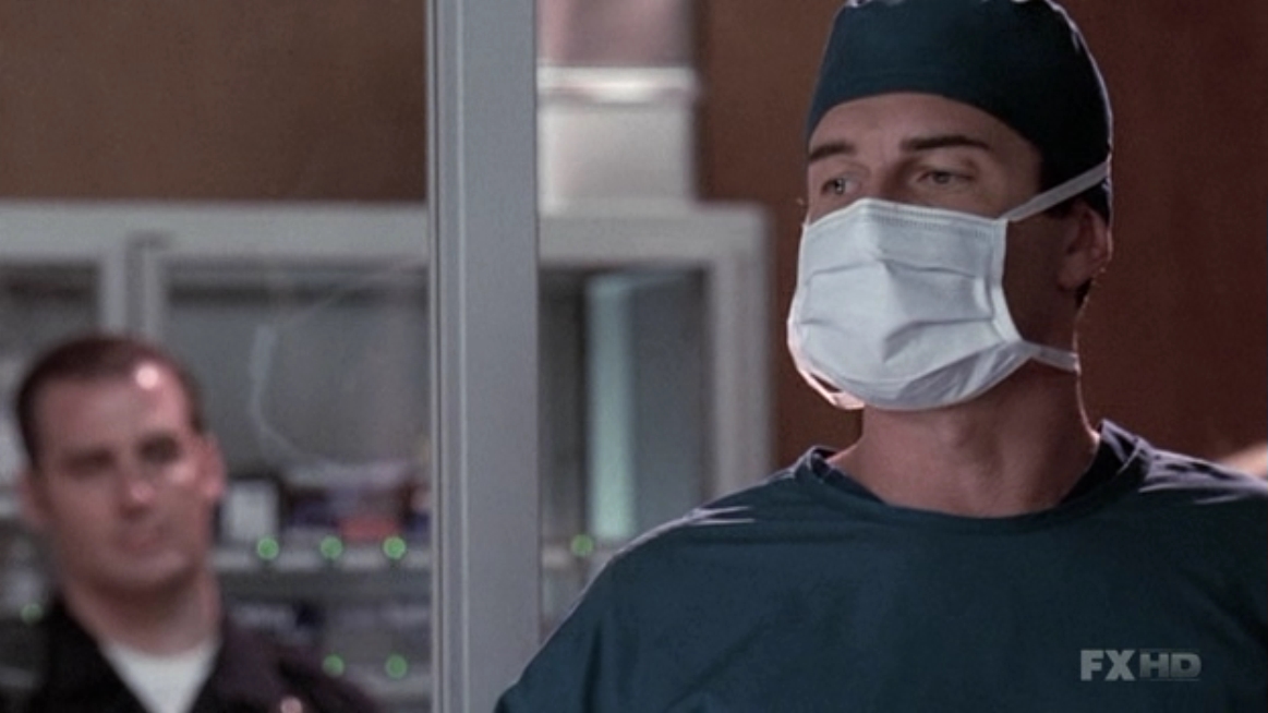 Charmed-Online-dot-NL-NipTuck5x14-0245.jpg