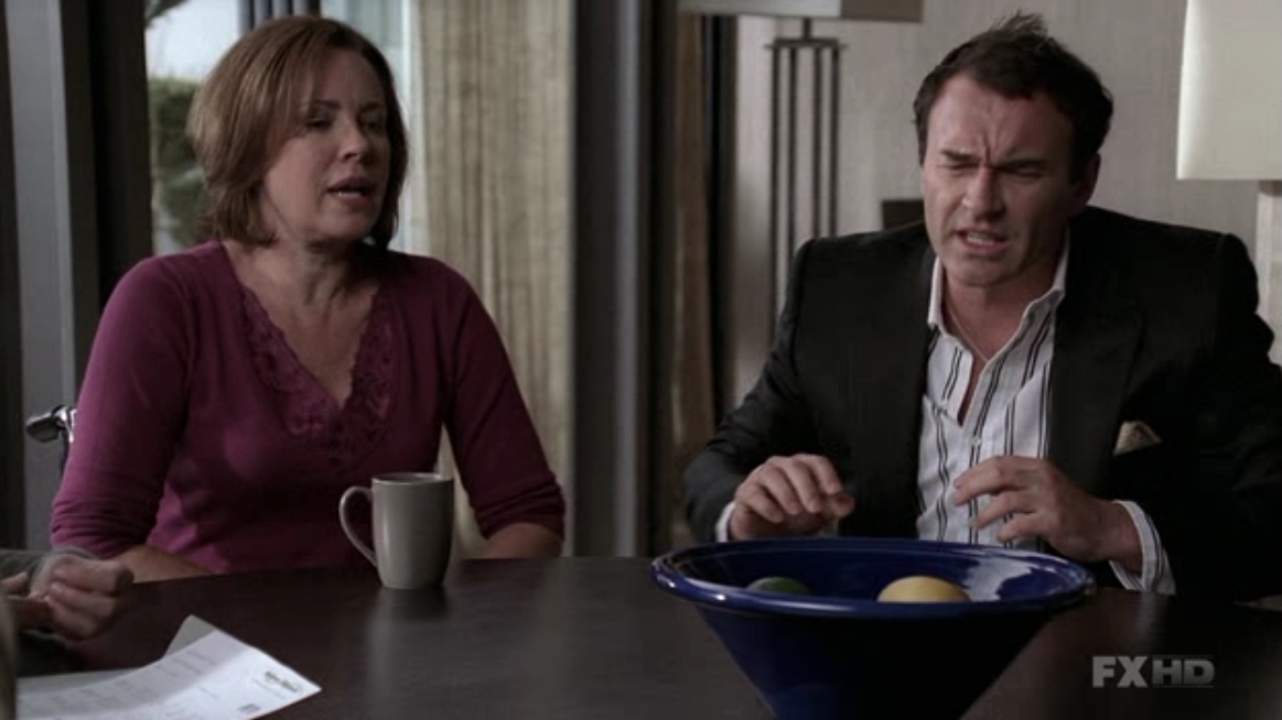 Charmed-Online-dot-NL-NipTuck5x14-0905.jpg
