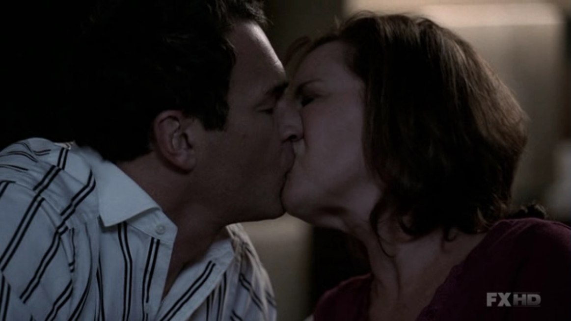 Charmed-Online-dot-NL-NipTuck5x14-1137.jpg