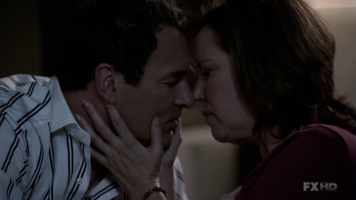 Charmed-Online-dot-NL-NipTuck5x14-1144.jpg
