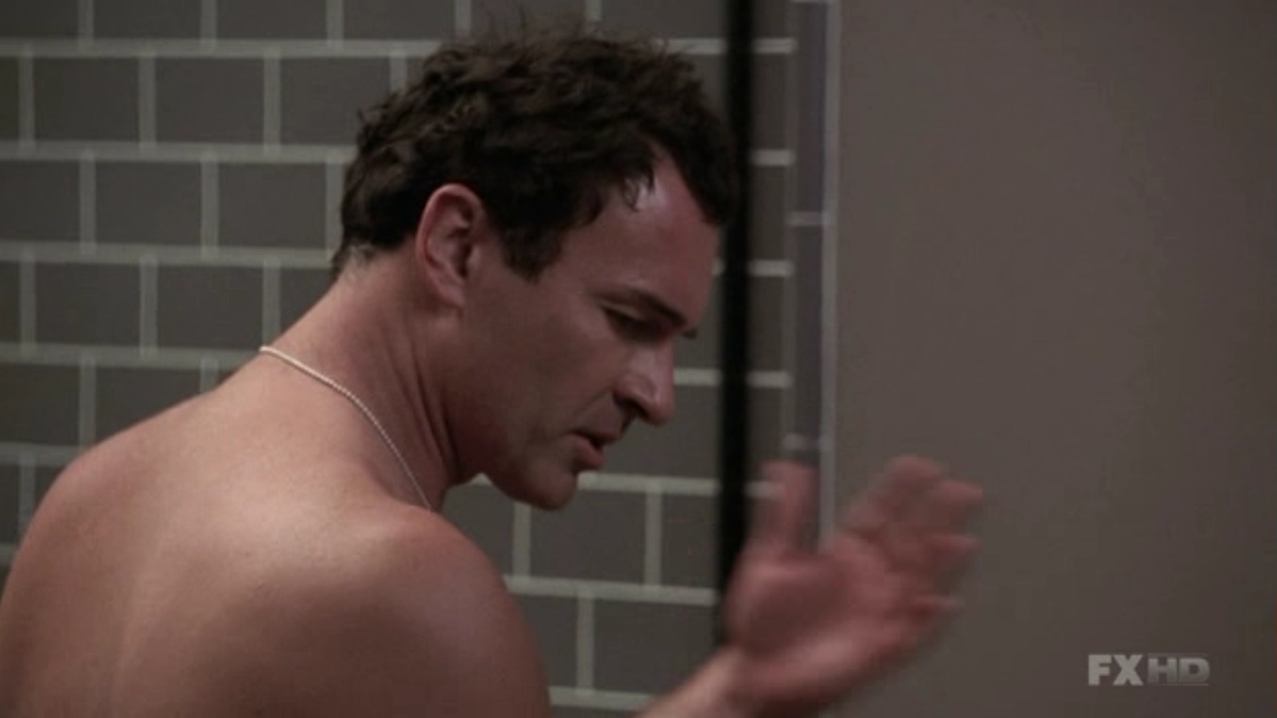 Charmed-Online-dot-NL-NipTuck5x14-1202.jpg