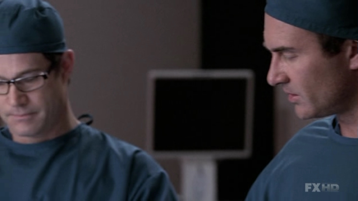 Charmed-Online-dot-NL-NipTuck5x14-1585.jpg