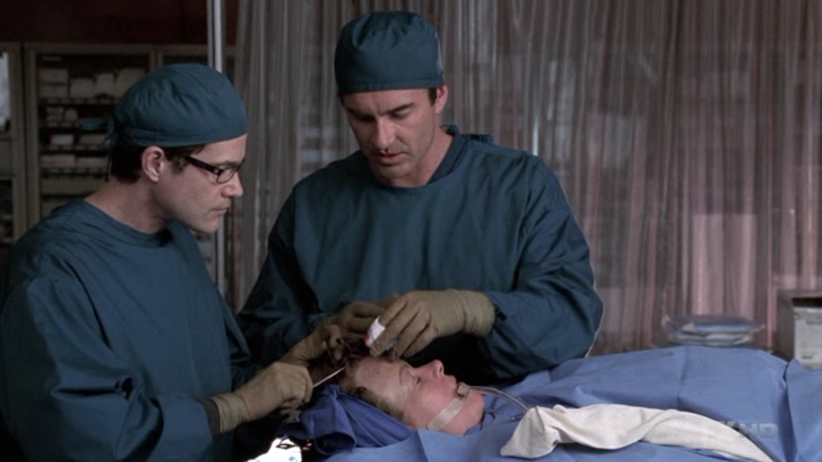 Charmed-Online-dot-NL-NipTuck5x14-1597.jpg
