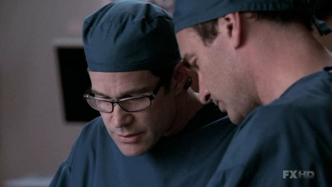 Charmed-Online-dot-NL-NipTuck5x14-1637.jpg