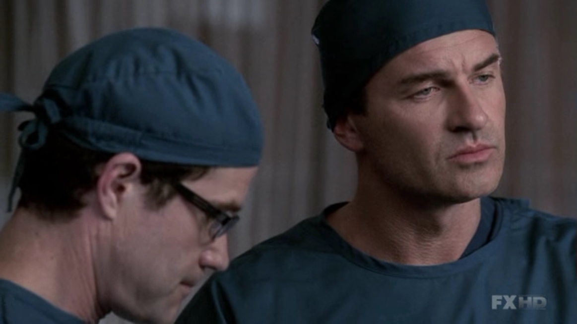 Charmed-Online-dot-NL-NipTuck5x14-1650.jpg
