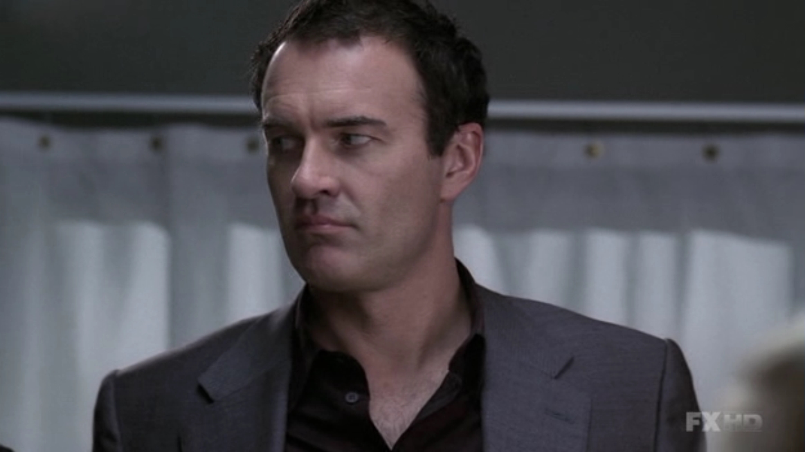 Charmed-Online-dot-NL-NipTuck5x14-1847.jpg
