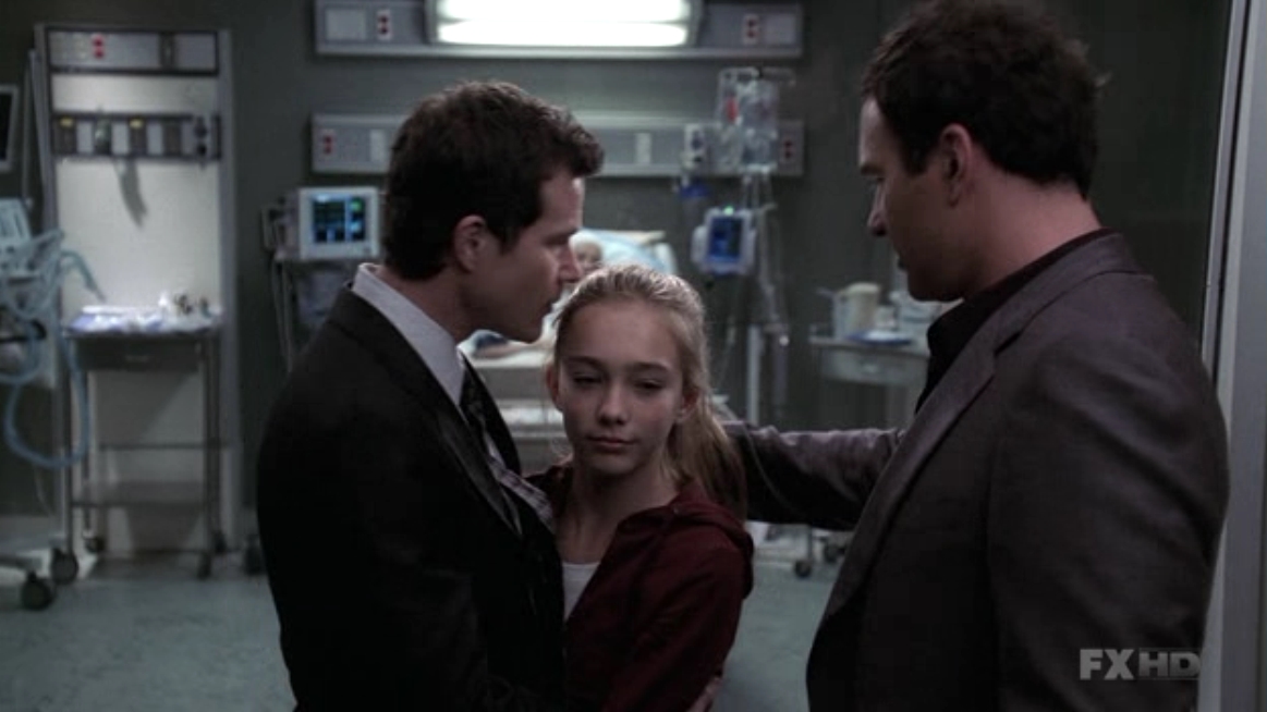 Charmed-Online-dot-NL-NipTuck5x14-1897.jpg