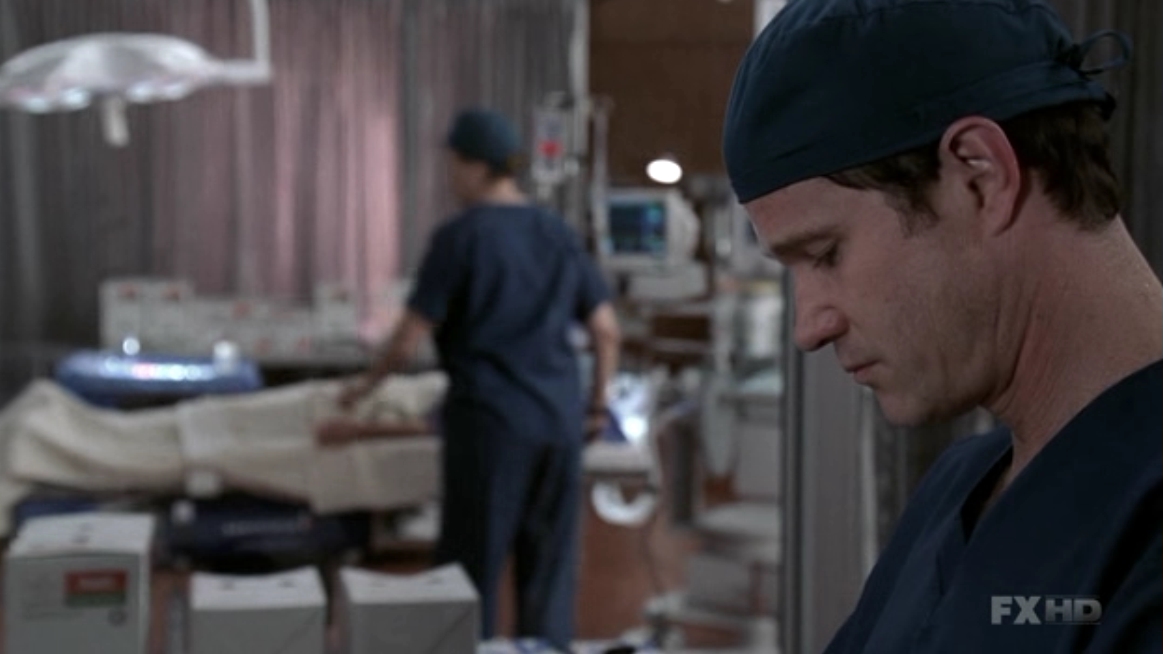 Charmed-Online-dot-NL-NipTuck5x14-2273.jpg