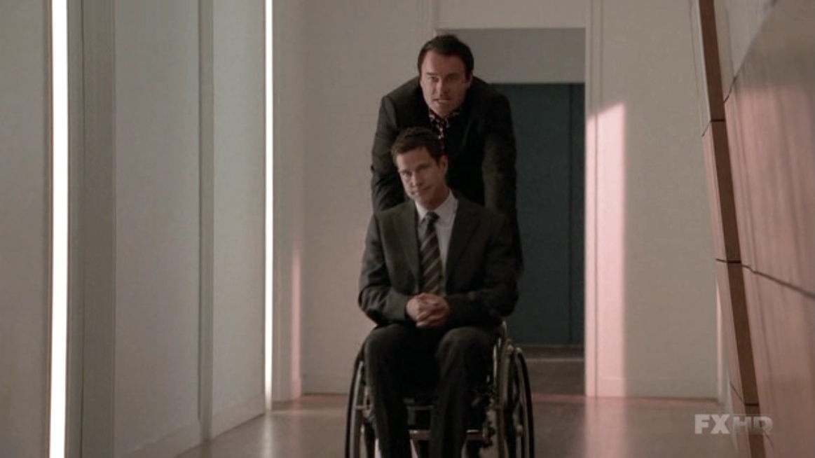 Charmed-Online-dot-NL-NipTuck5x15-0712.jpg