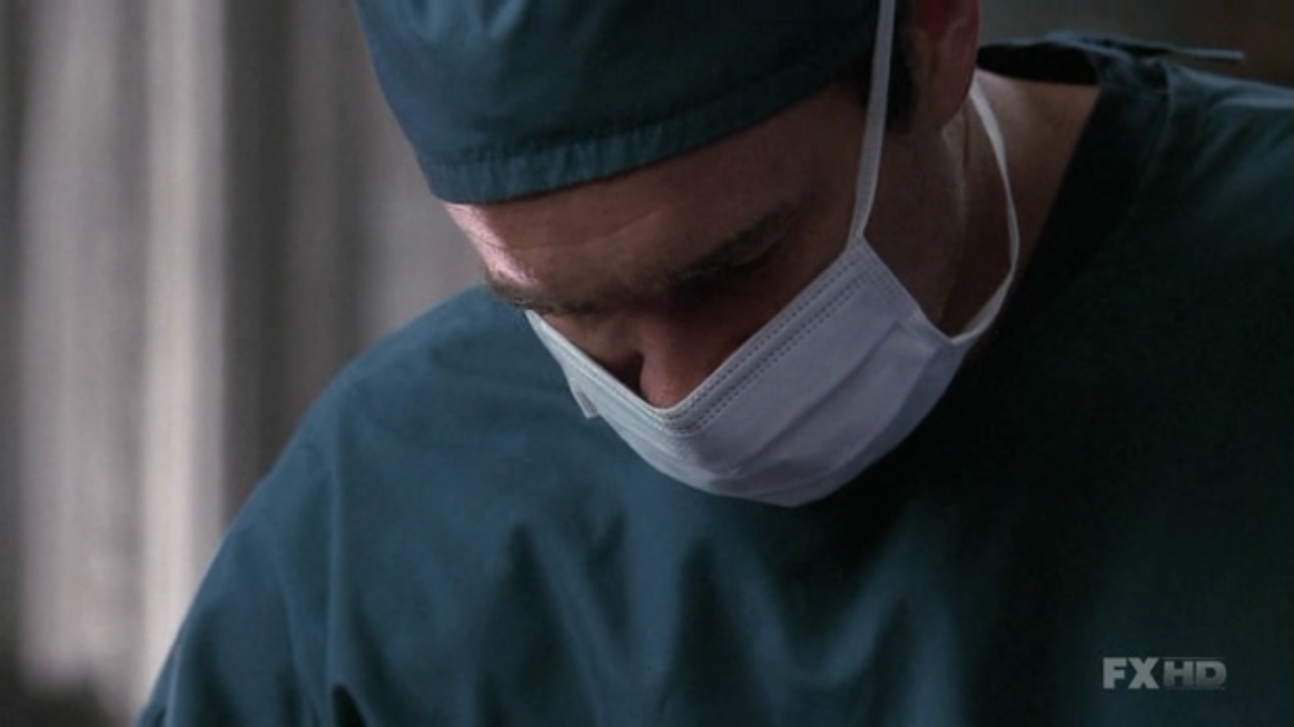 Charmed-Online-dot-NL-NipTuck5x15-1241.jpg