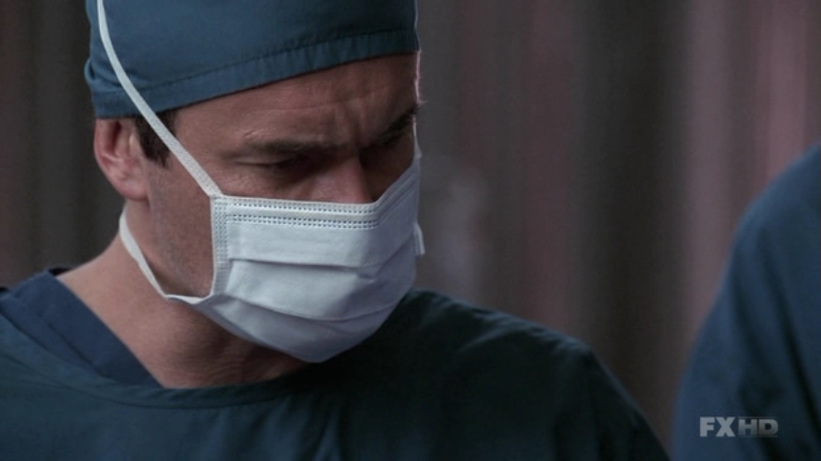 Charmed-Online-dot-NL-NipTuck5x15-1262.jpg