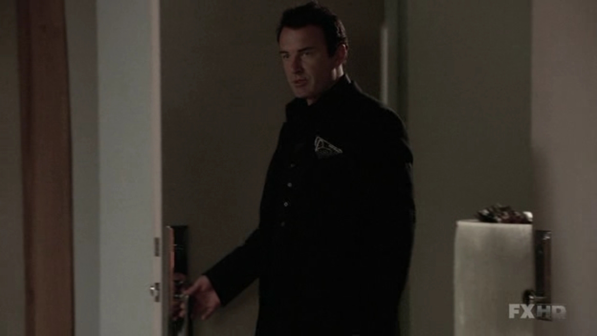 Charmed-Online-dot-NL-NipTuck5x15-1440.jpg