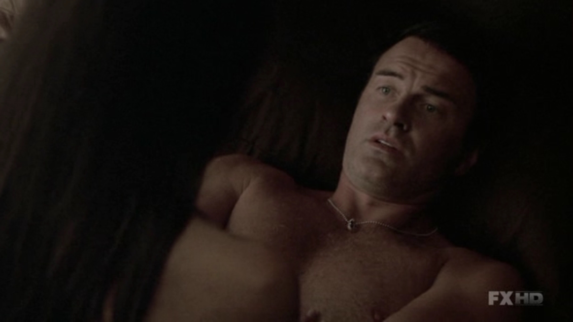Charmed-Online-dot-NL-NipTuck5x15-1812.jpg