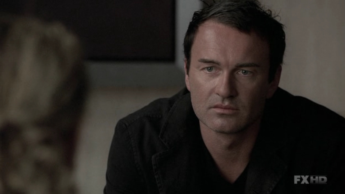 Charmed-Online-dot-NL-NipTuck5x15-2007.jpg