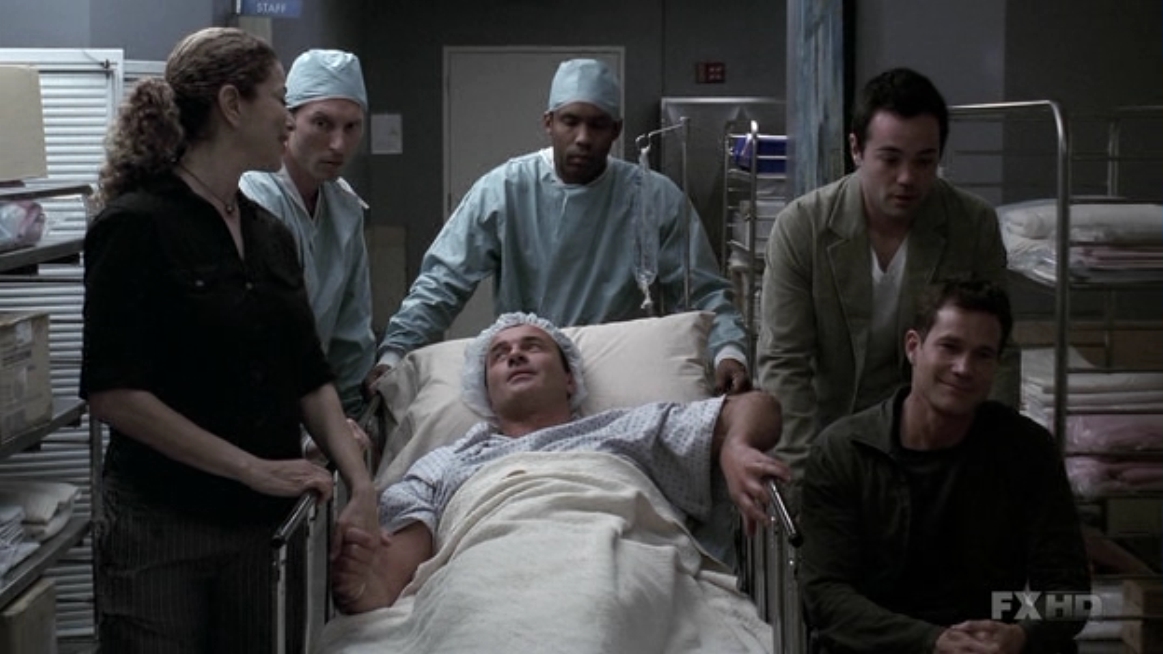 Charmed-Online-dot-NL-NipTuck5x15-2047.jpg