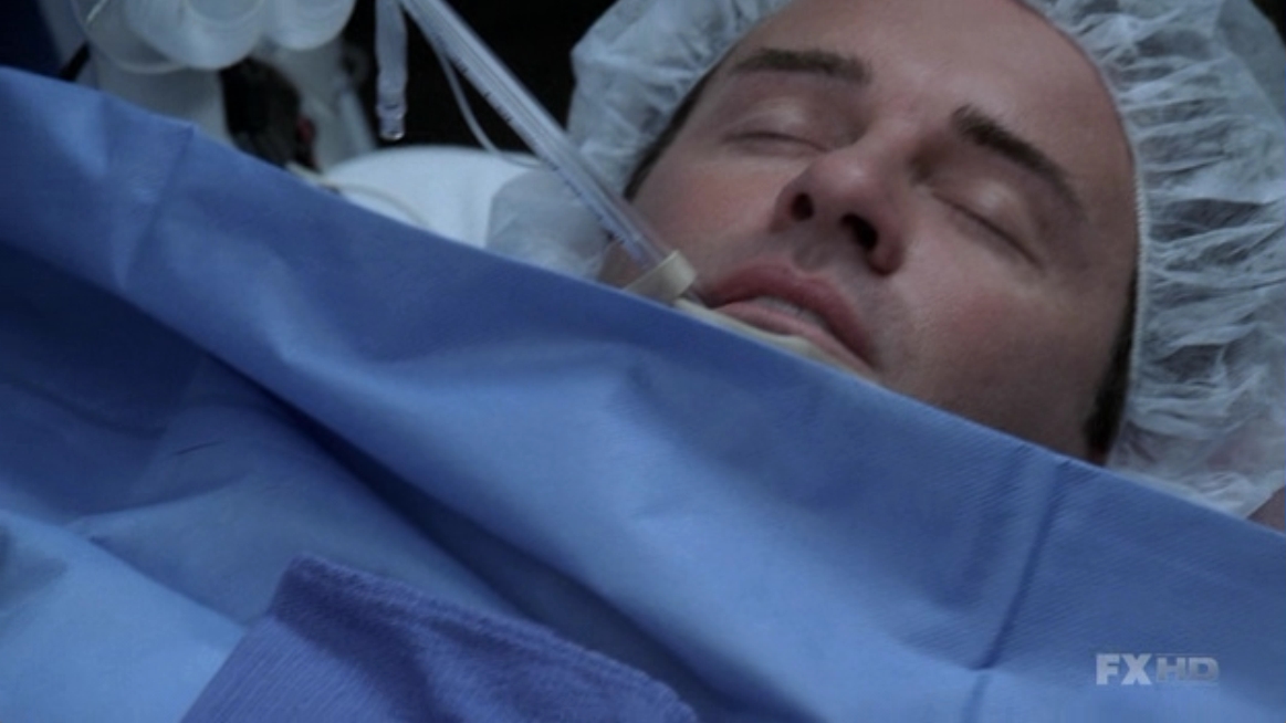 Charmed-Online-dot-NL-NipTuck5x15-2081.jpg