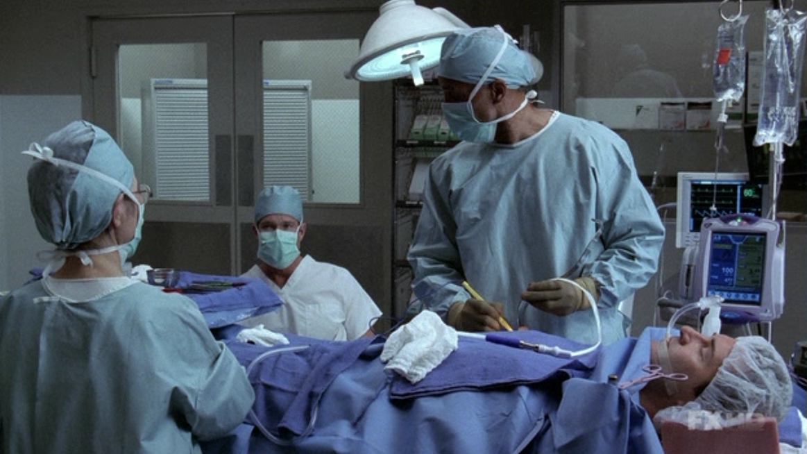 Charmed-Online-dot-NL-NipTuck5x15-2132.jpg