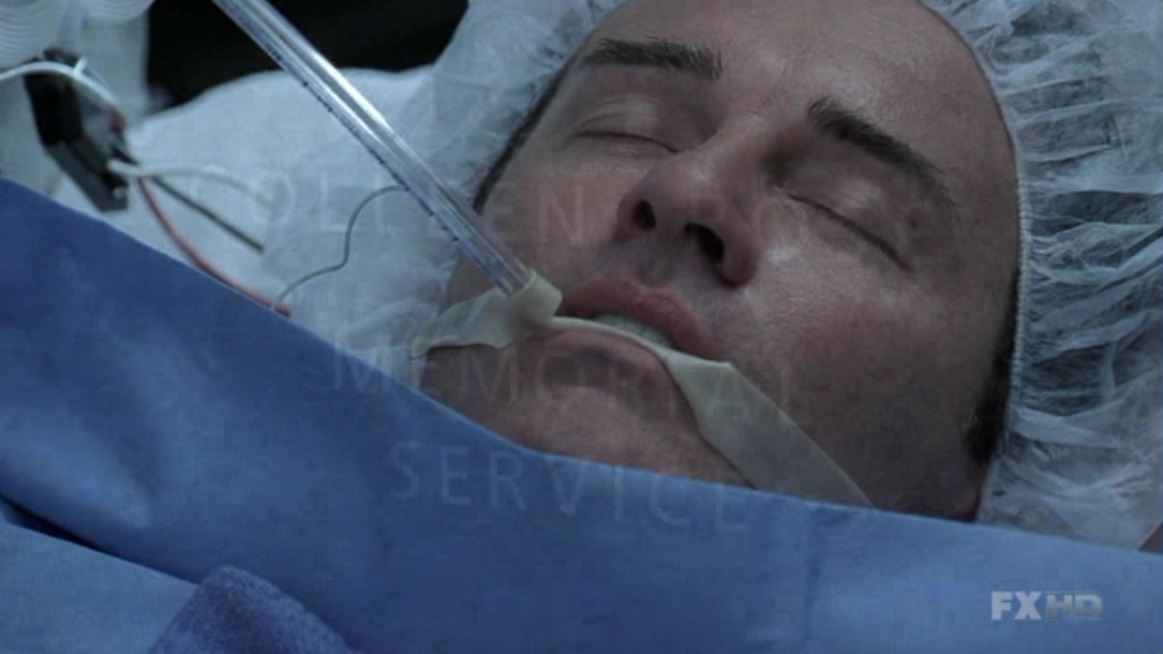 Charmed-Online-dot-NL-NipTuck5x15-2145.jpg