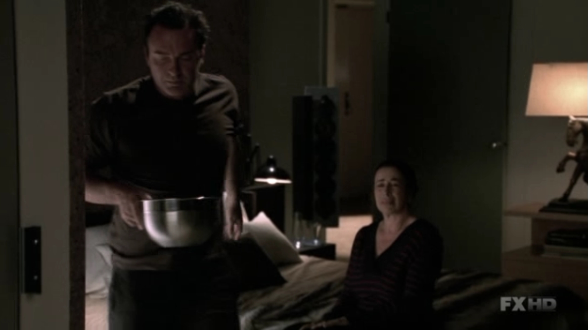 Charmed-Online-dot-NL-NipTuck5x16-0267.jpg