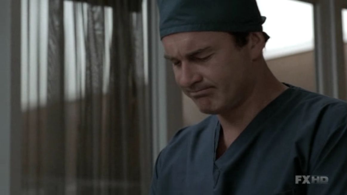 Charmed-Online-dot-NL-NipTuck5x16-0468.jpg