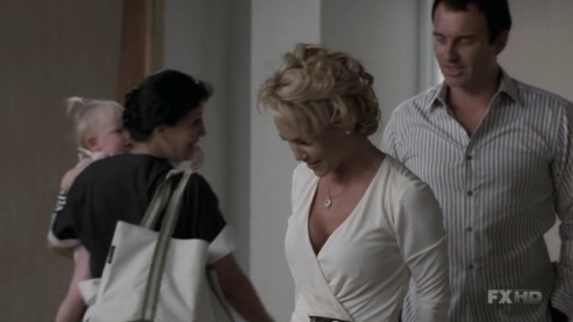 Charmed-Online-dot-NL-NipTuck5x16-0642.jpg