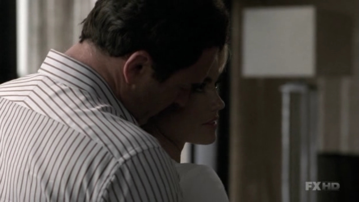 Charmed-Online-dot-NL-NipTuck5x16-0692.jpg