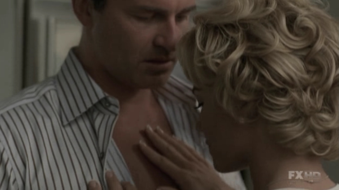 Charmed-Online-dot-NL-NipTuck5x16-0723.jpg Charmed-Online-dot-NL-NipTuck5x16-0723.jpg