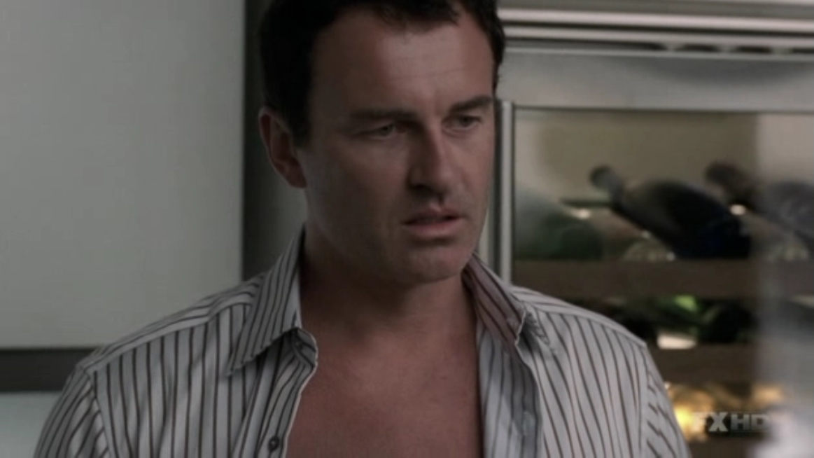 Charmed-Online-dot-NL-NipTuck5x16-0738.jpg
