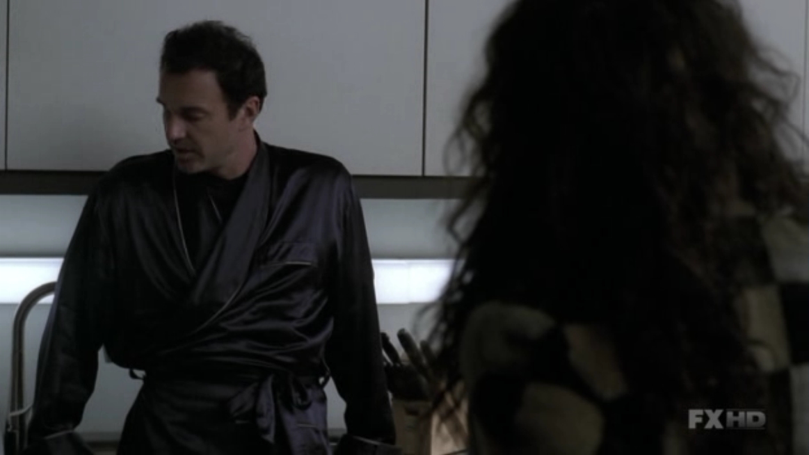 Charmed-Online-dot-NL-NipTuck5x16-1280.jpg