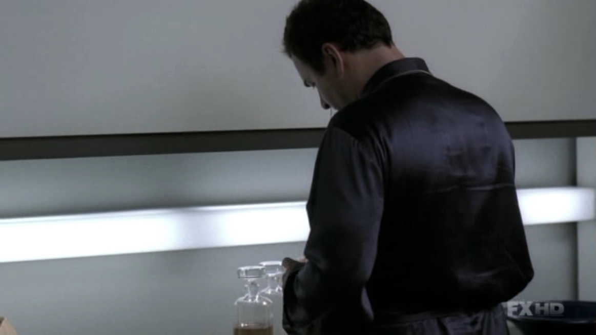 Charmed-Online-dot-NL-NipTuck5x16-1309.jpg