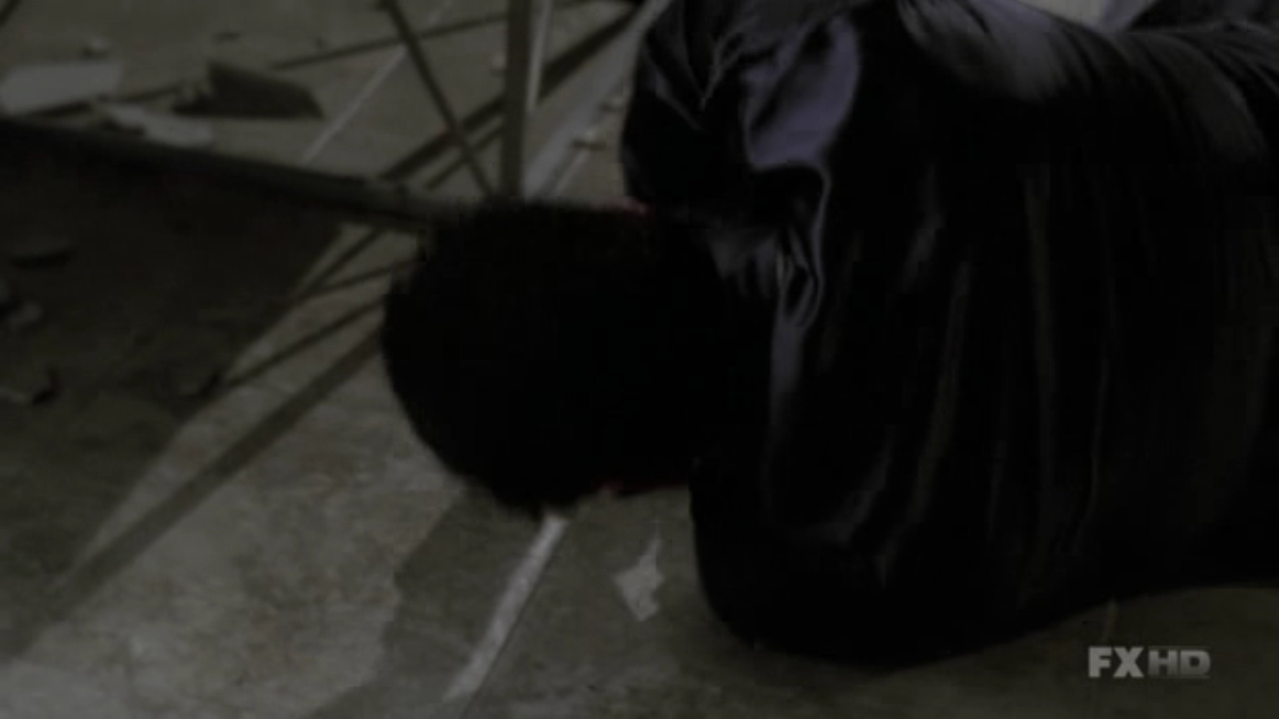 Charmed-Online-dot-NL-NipTuck5x16-1392.jpg
