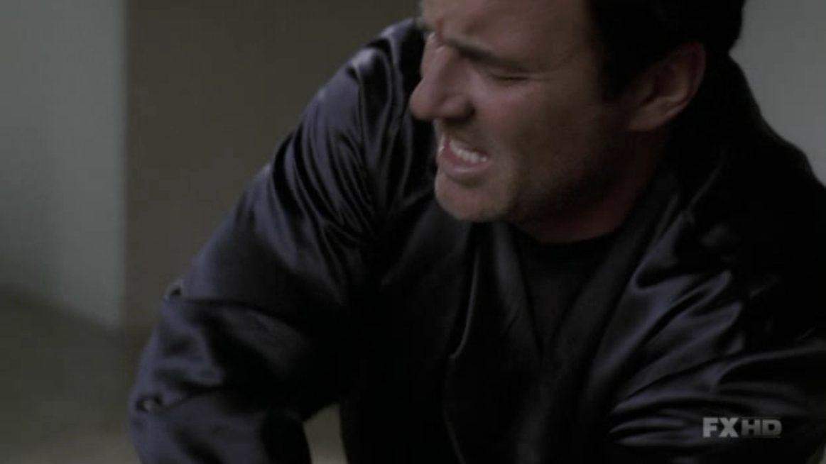 Charmed-Online-dot-NL-NipTuck5x16-1401.jpg