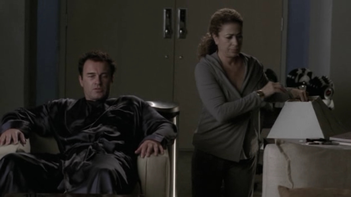 Charmed-Online-dot-NL-NipTuck5x16-1438.jpg