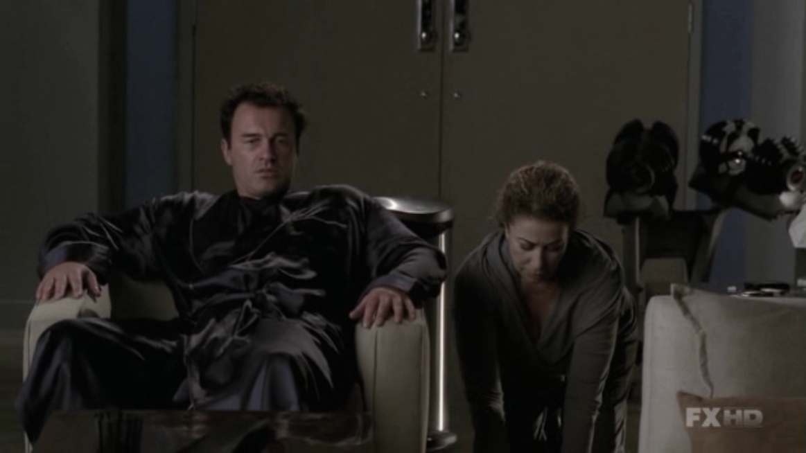 Charmed-Online-dot-NL-NipTuck5x16-1443.jpg
