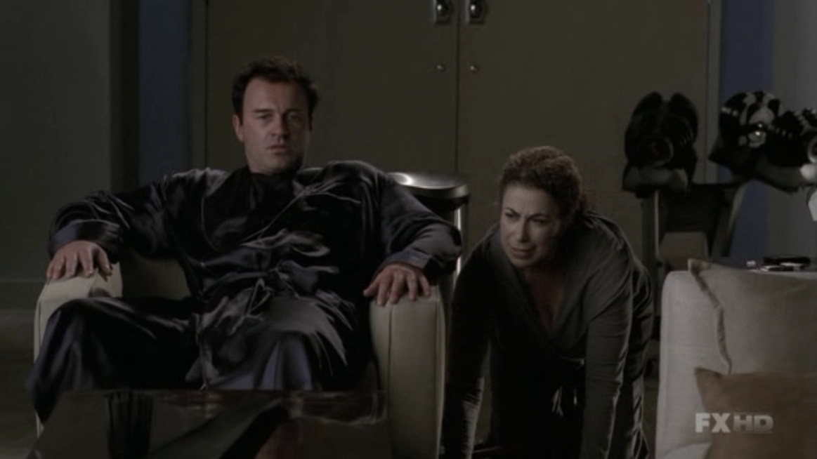 Charmed-Online-dot-NL-NipTuck5x16-1447.jpg