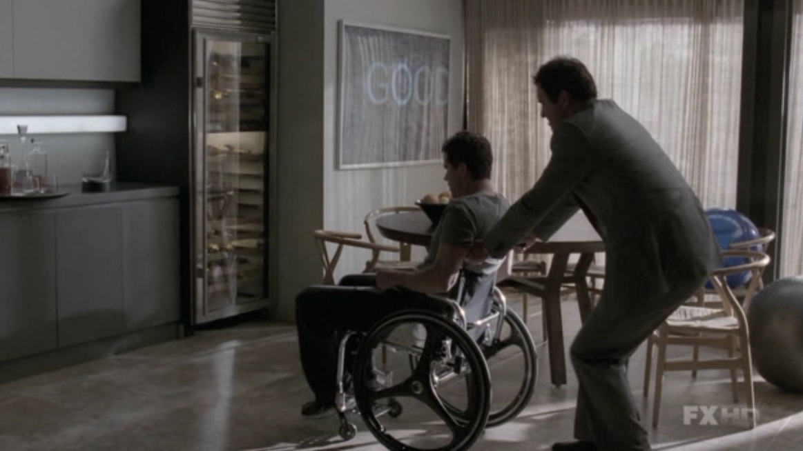 Charmed-Online-dot-NL-NipTuck5x16-2281.jpg
