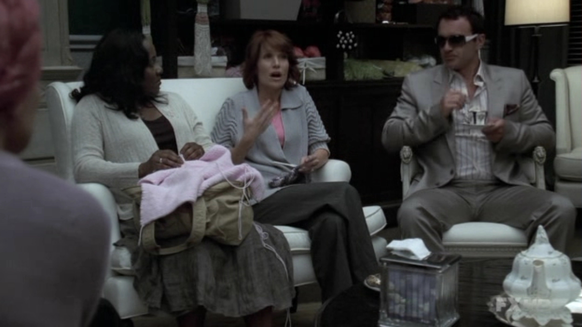 Charmed-Online-dot-NL-NipTuck5x17-0612.jpg