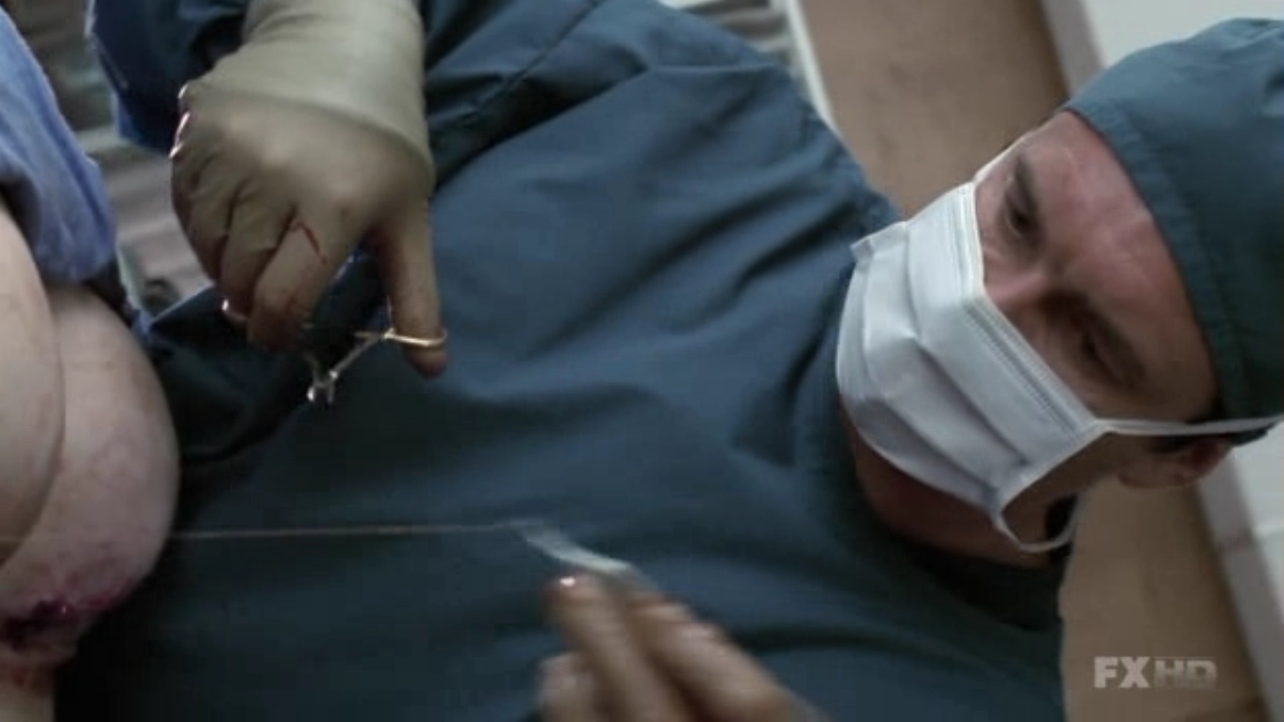 Charmed-Online-dot-NL-NipTuck5x17-1072.jpg