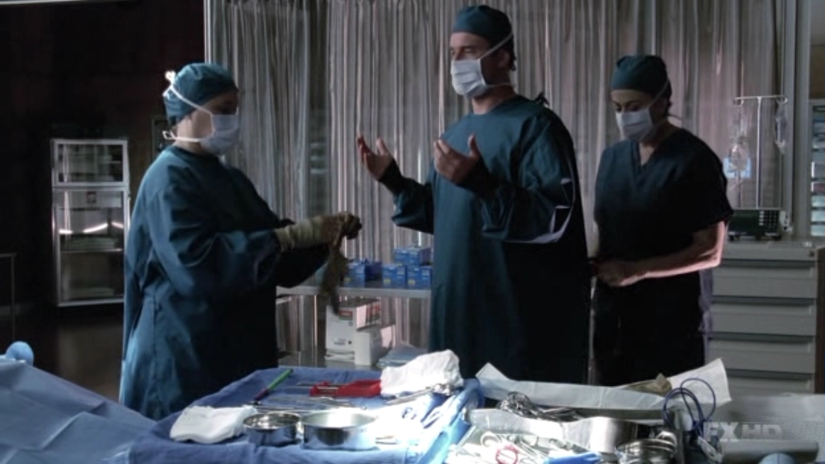 Charmed-Online-dot-NL-NipTuck5x17-1180.jpg