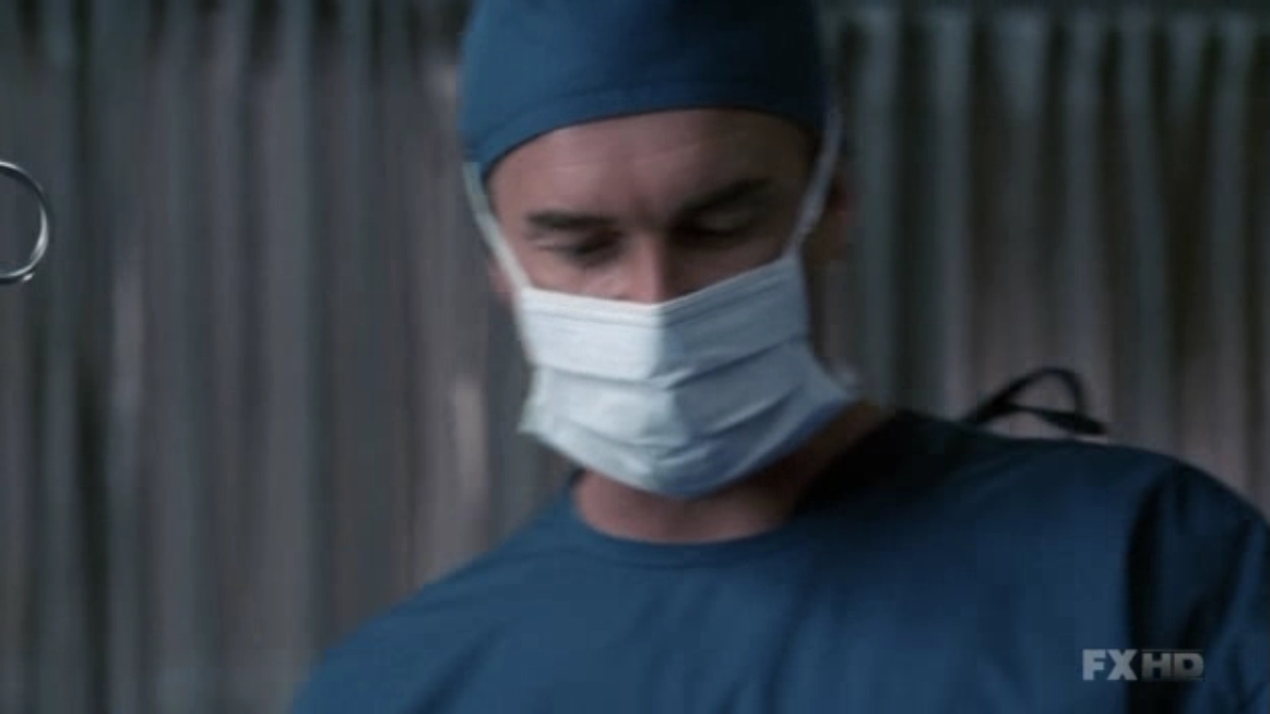 Charmed-Online-dot-NL-NipTuck5x17-1199.jpg