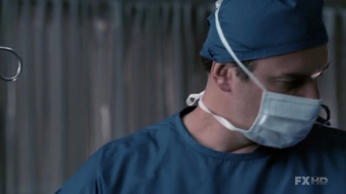 Charmed-Online-dot-NL-NipTuck5x17-1213.jpg