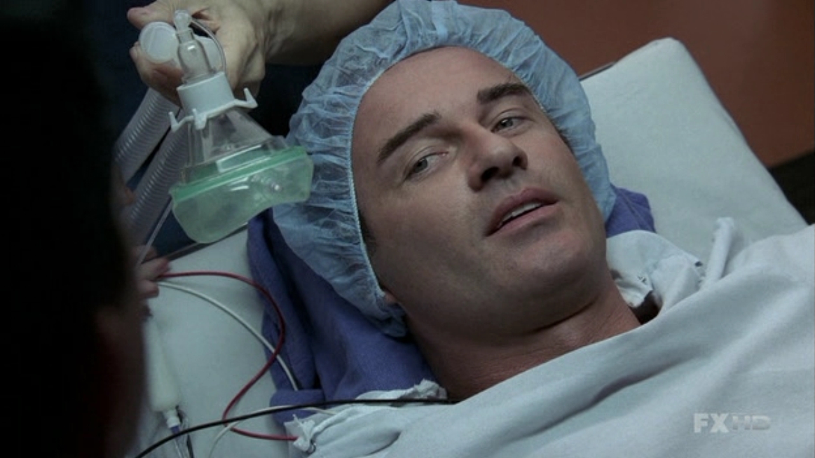 Charmed-Online-dot-NL-NipTuck5x18-0568.jpg